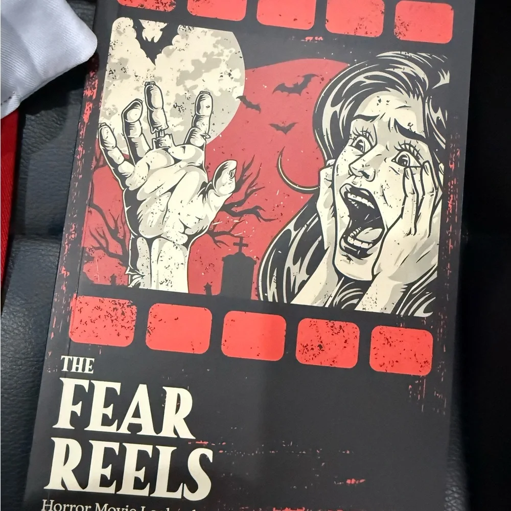 Horror Collection’s Kit - Picture 5 of 5